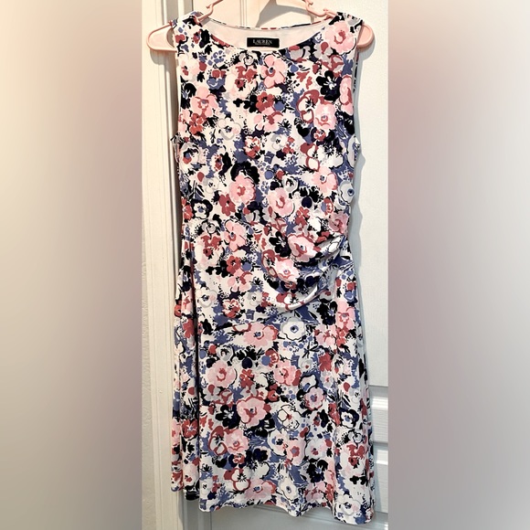 Lauren Ralph Lauren Floral
Sleeveless Jersey Dress - Picture 2 of 9